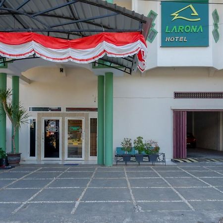 מלון Reddoorz Syariah At Jalan Jenderal Sudirman Palopo מראה חיצוני תמונה
