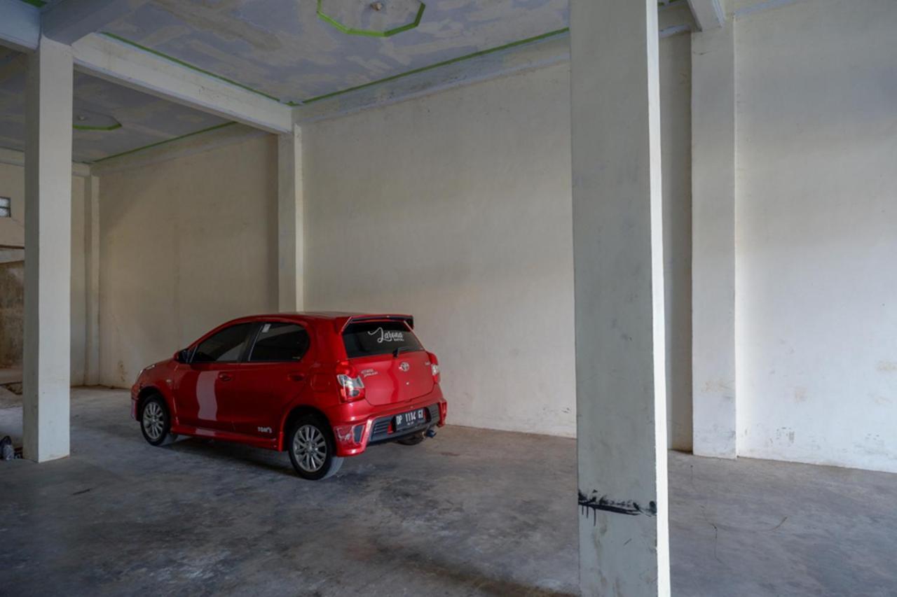 מלון Reddoorz Syariah At Jalan Jenderal Sudirman Palopo מראה חיצוני תמונה